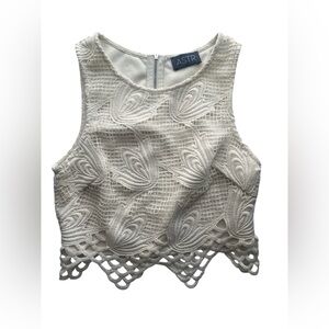 ASTR Cream Lace Sleeveless Top
